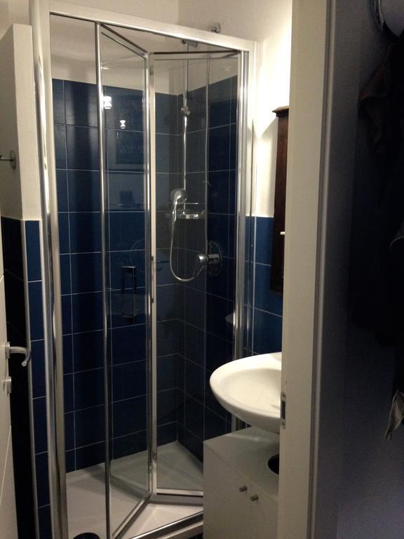 Camera Singola con Bagno in Comune
